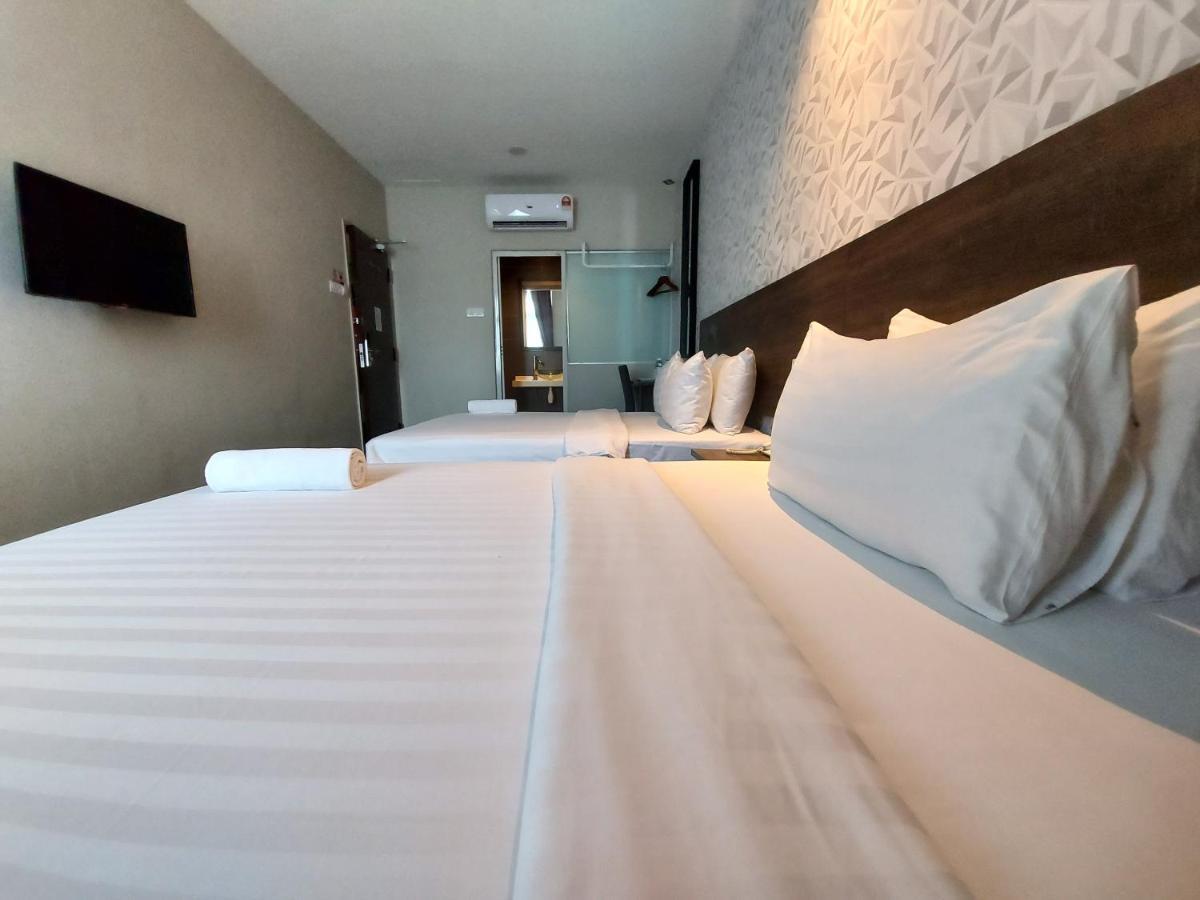 Miico Hotel @ Mount Austin Τζόχορ Μπάχρου Εξωτερικό φωτογραφία