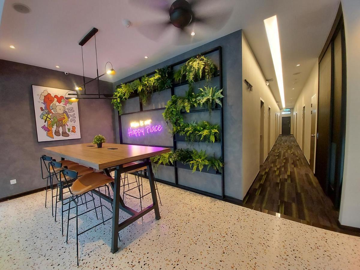 Miico Hotel @ Mount Austin Τζόχορ Μπάχρου Εξωτερικό φωτογραφία