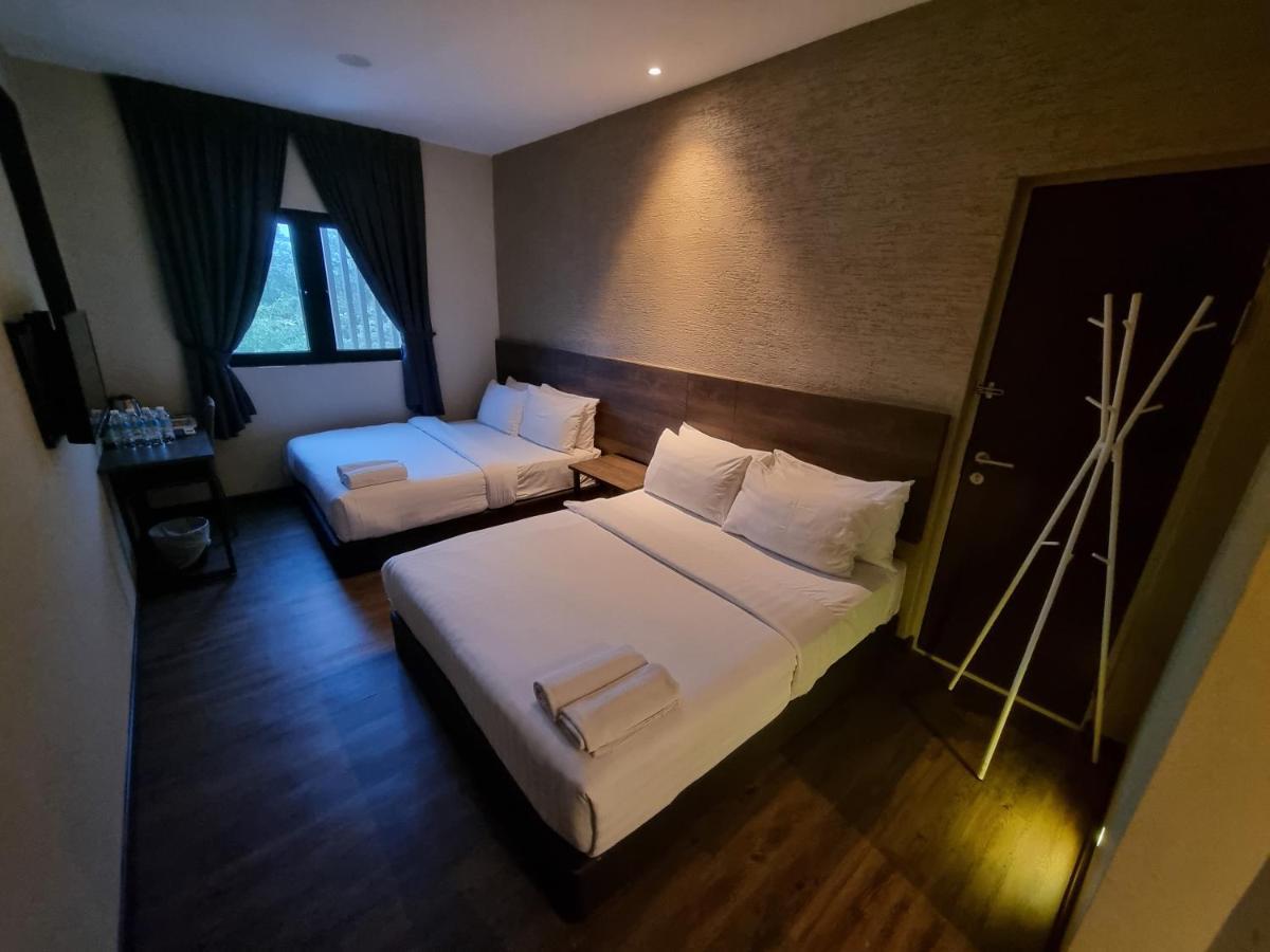 Miico Hotel @ Mount Austin Τζόχορ Μπάχρου Εξωτερικό φωτογραφία