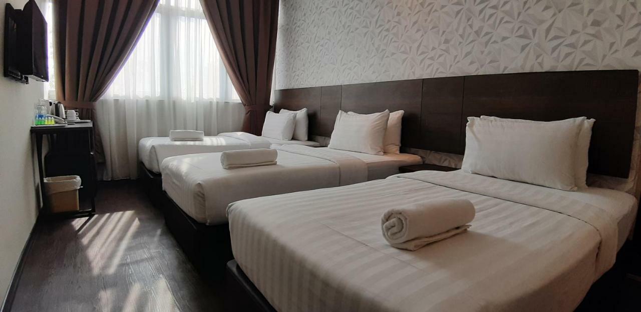 Miico Hotel @ Mount Austin Τζόχορ Μπάχρου Εξωτερικό φωτογραφία