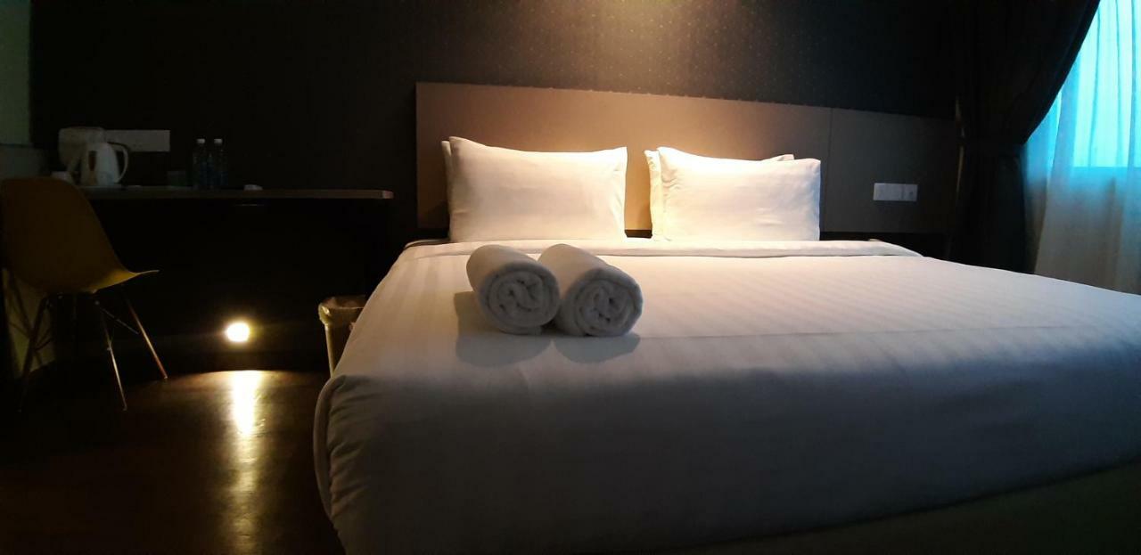 Miico Hotel @ Mount Austin Τζόχορ Μπάχρου Εξωτερικό φωτογραφία