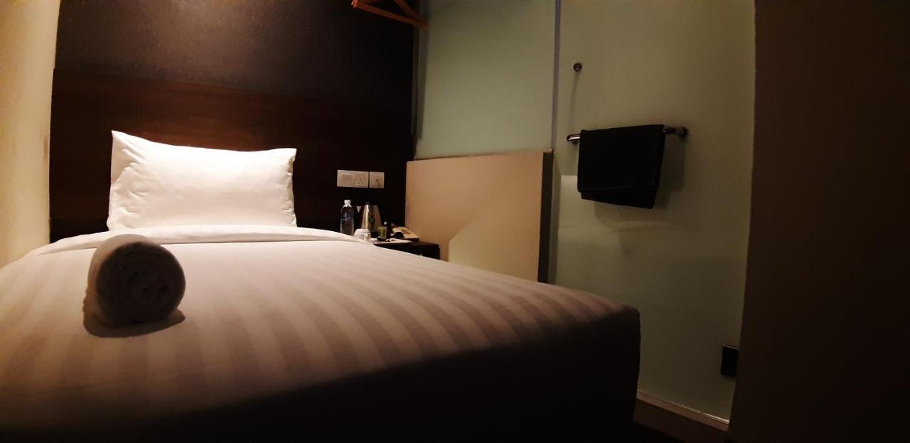 Miico Hotel @ Mount Austin Τζόχορ Μπάχρου Εξωτερικό φωτογραφία